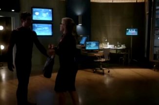 Arrow Memorial Edition: Emily Bett Rickards’ Fiery Felicity Smoak Plot In The Flash