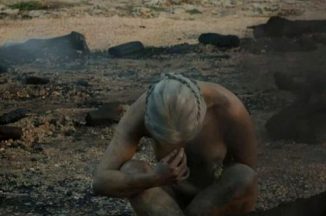 Emilia Clarke Nude Behind The Scenes Of Game Of Thrones