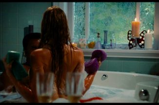 Jessica Pare’s Plot In A Bathtub [Hot Tub Time Machine (2005)]