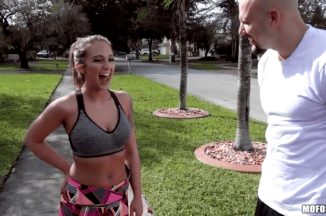 Layla London – I Know That Girl