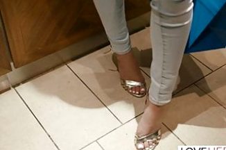 LoveHerFeet – The Gorgeous Girl Next Door With Perfect Feet