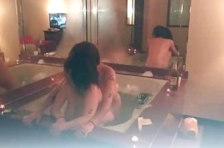 Sex Atlanta in the bath tub