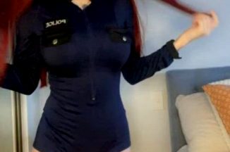 This Outfit On A Redhead… Is That Appreciated?